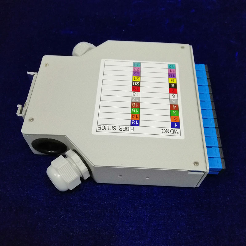 24 Cores SC UPC Fiber Optic Termination Box For FTTH Networks DIN Rail ...